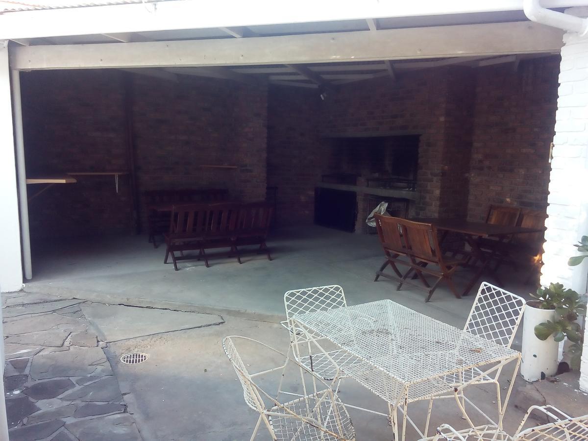 White House Lodge On Main Beaufort West Eksteriør bilde