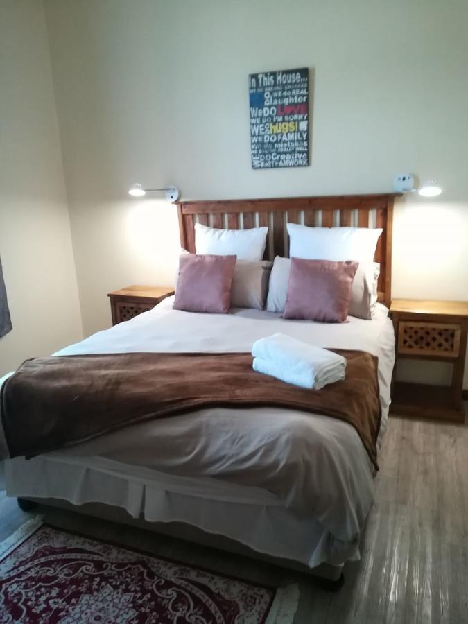 White House Lodge On Main Beaufort West Eksteriør bilde