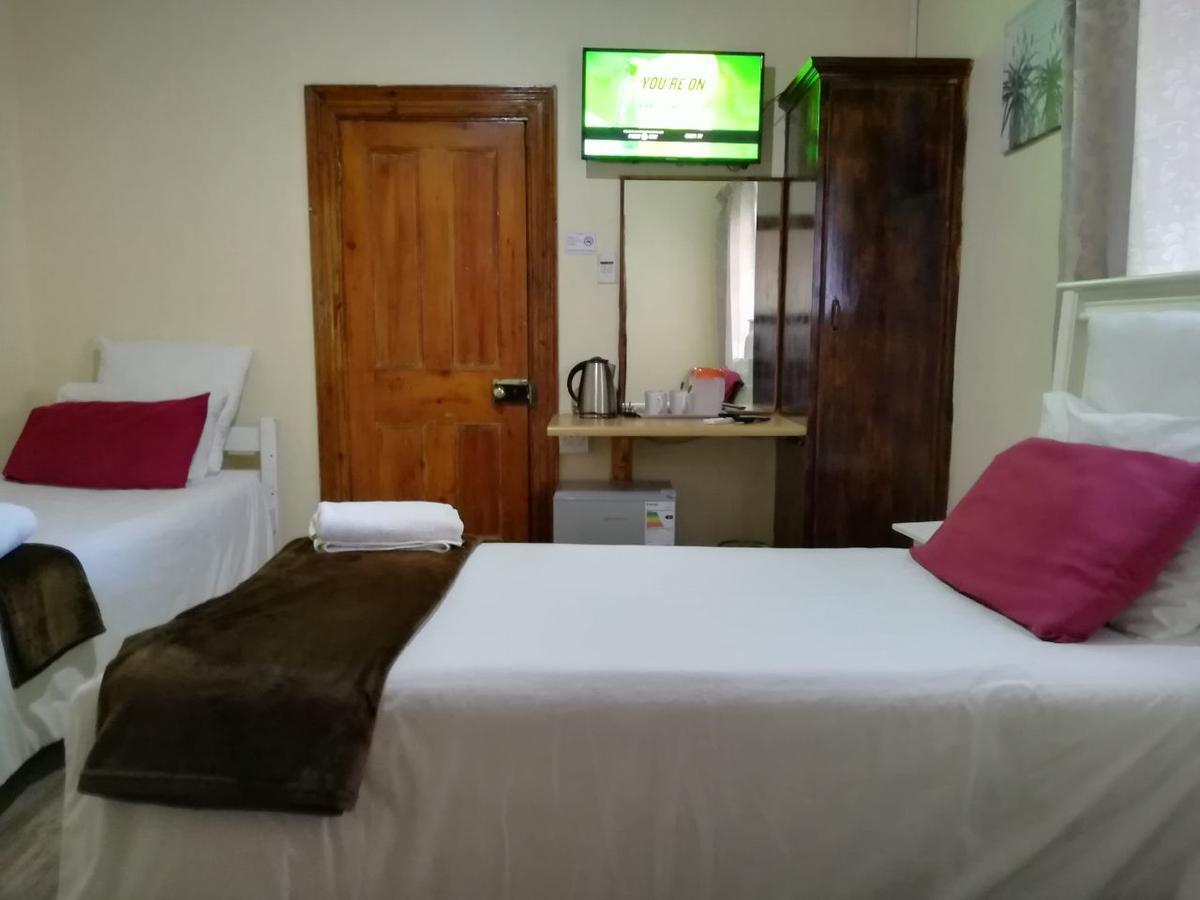 White House Lodge On Main Beaufort West Eksteriør bilde