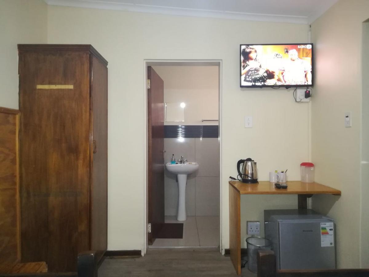 White House Lodge On Main Beaufort West Eksteriør bilde