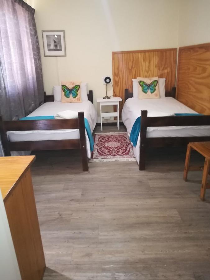 White House Lodge On Main Beaufort West Eksteriør bilde